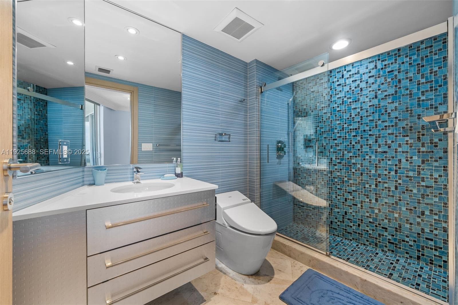 17201 Collins Ave 3505 photo 17