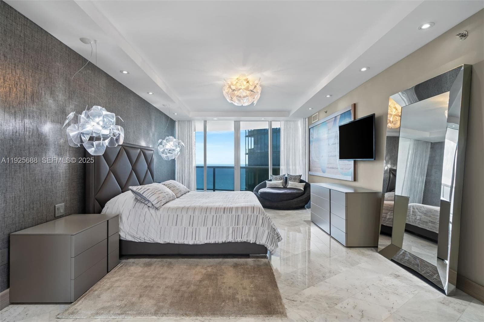 17201 Collins Ave 3505 photo 9
