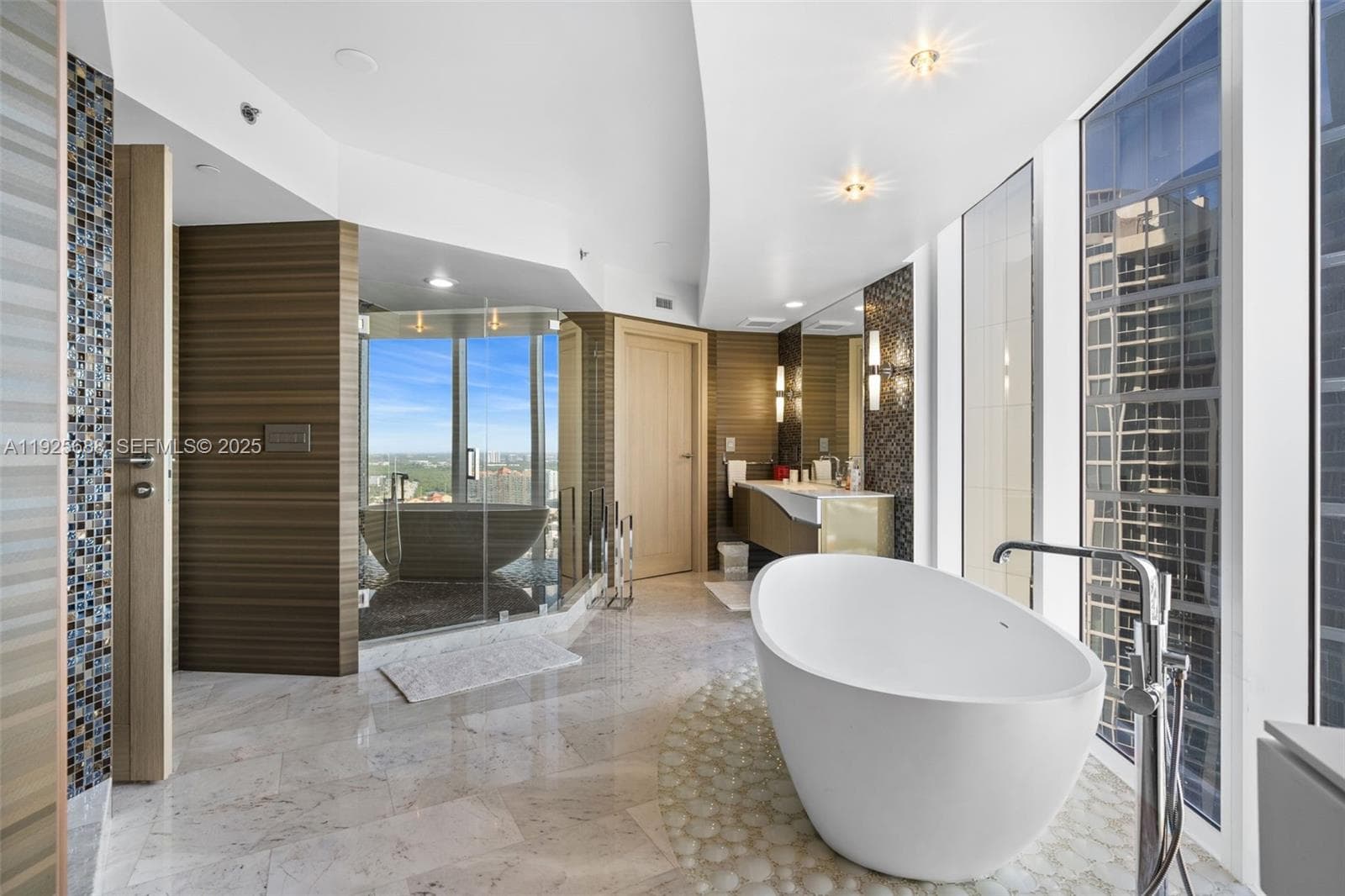 17201 Collins Ave 3505 photo 10