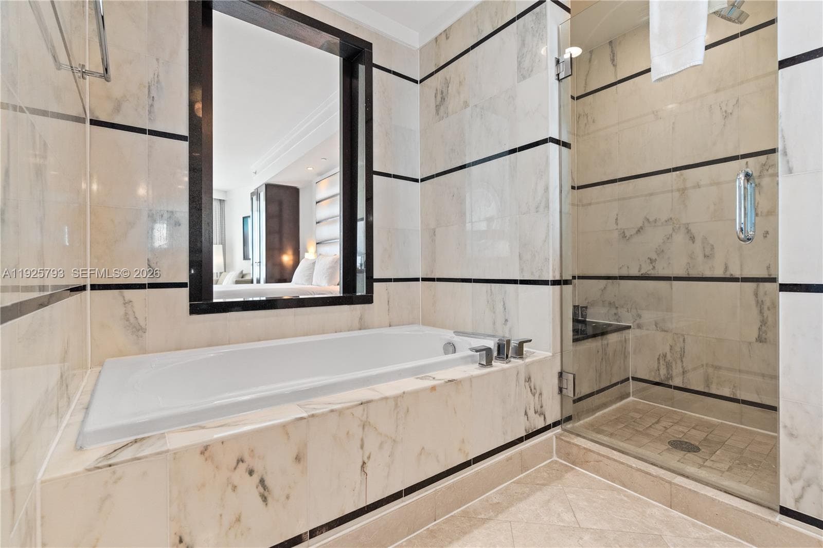 4391 Collins Ave 1814 photo 23