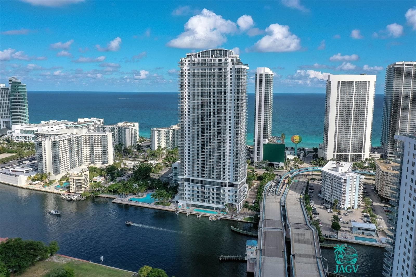 4010 Ocean Dr 1