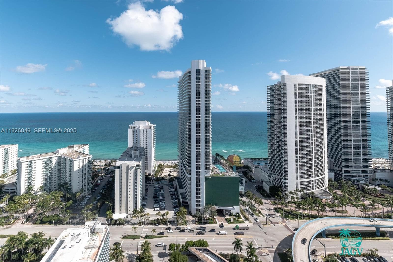 4010 Ocean Dr R3005 photo 18
