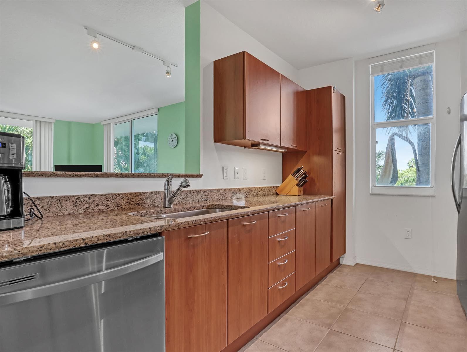 700 E Boynton Beach Boulevard 312 photo 18