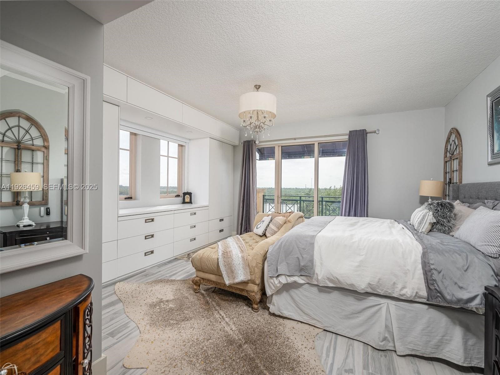 3415 Ocean Drive 605 photo 23