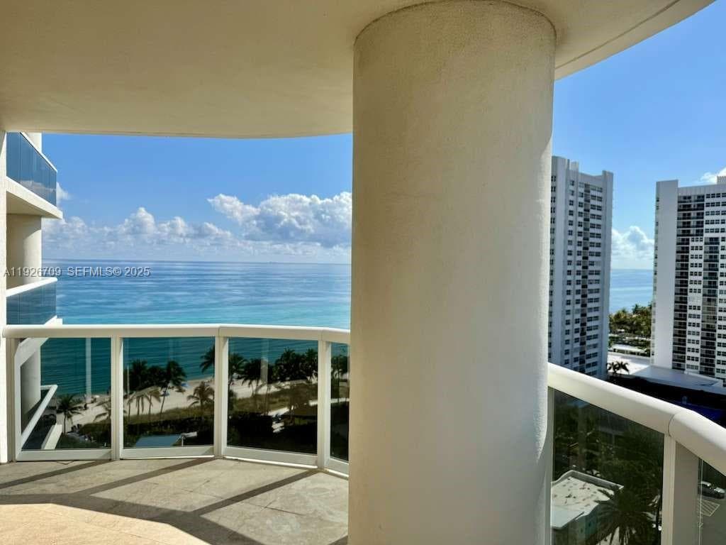 1850 S Ocean Dr 1405 photo 13