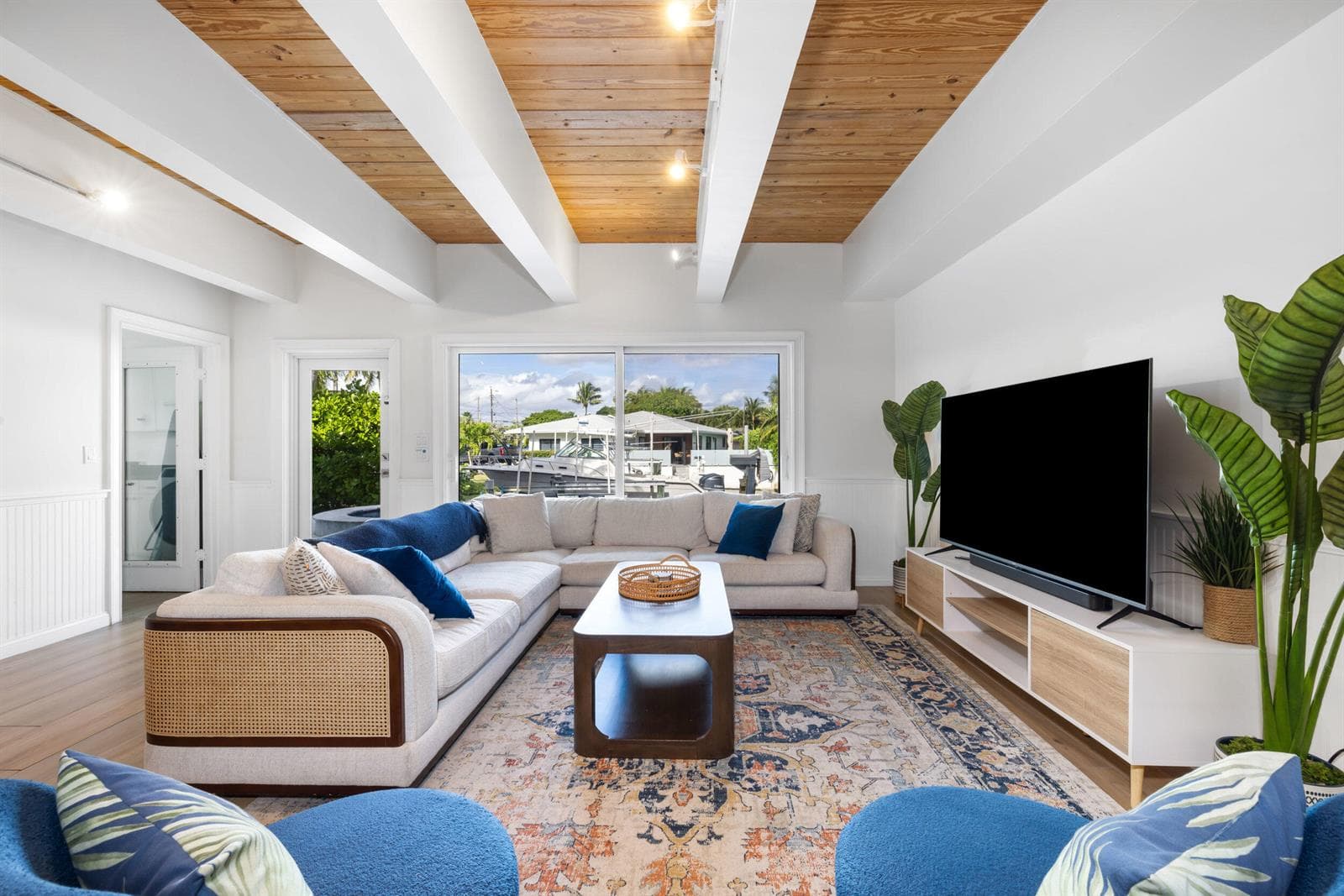 100 Neptune Drive 4