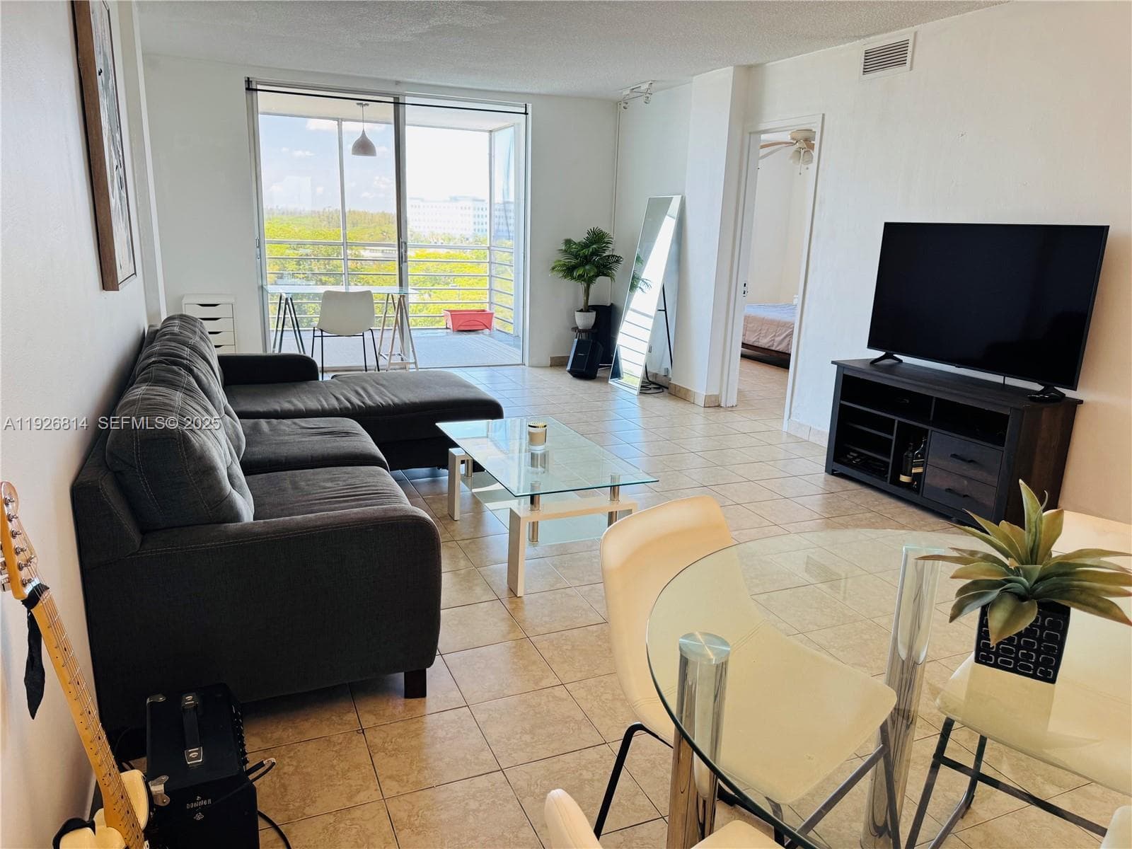 3660 NE 166th St 812 photo 15