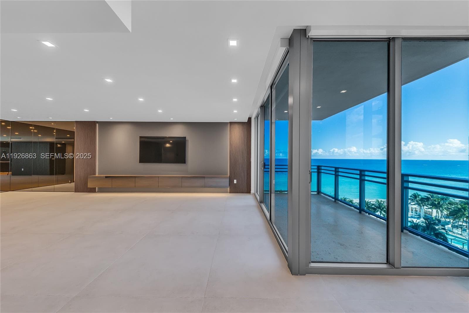 3535 Ocean Dr 5