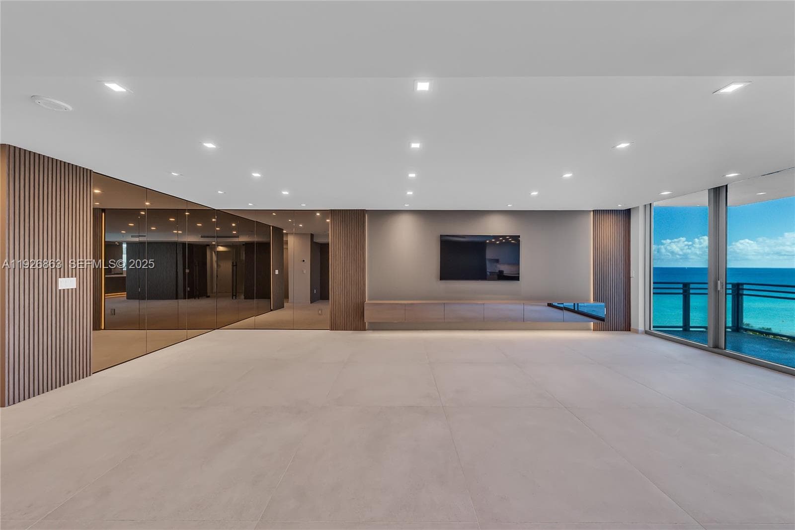 3535 Ocean Dr 4