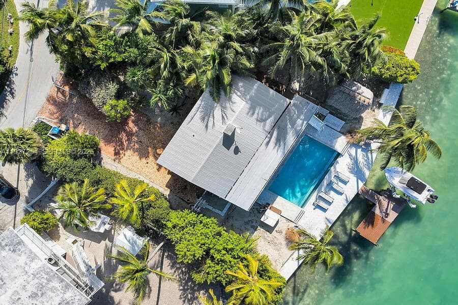 166 Bayview Drive 5