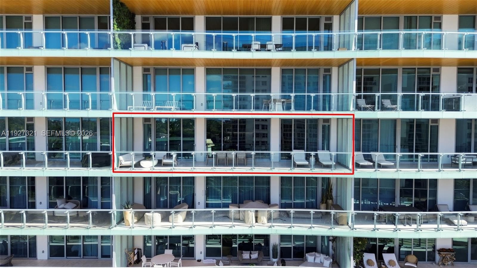 5775 Collins Ave 2