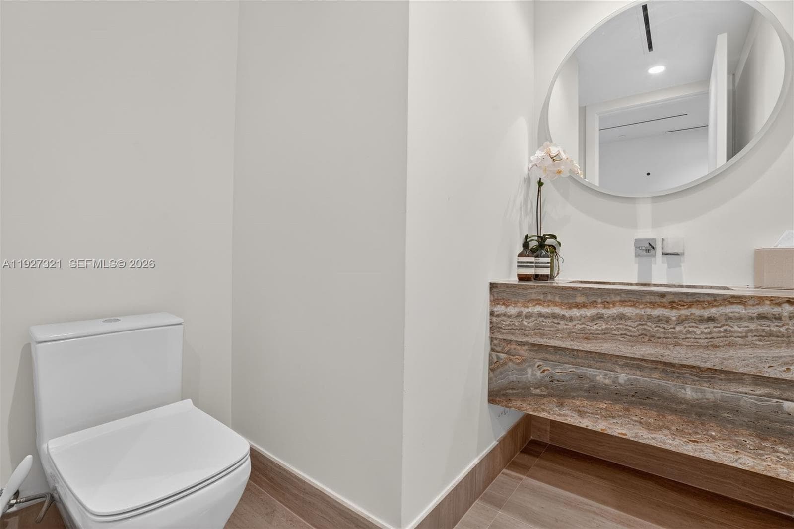 5775 Collins Ave 605 photo 13