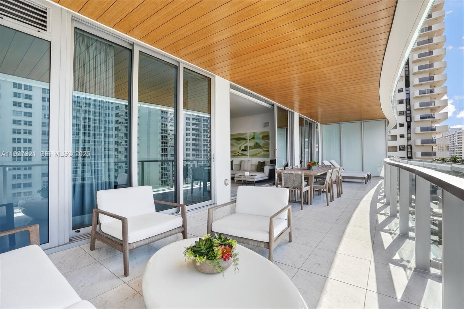 5775 Collins Ave 605 photo 14