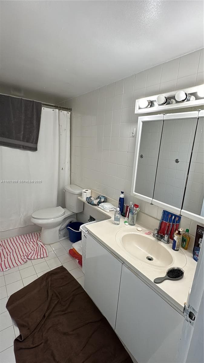 905 Brickell Bay Dr 1530 A-B photo 4