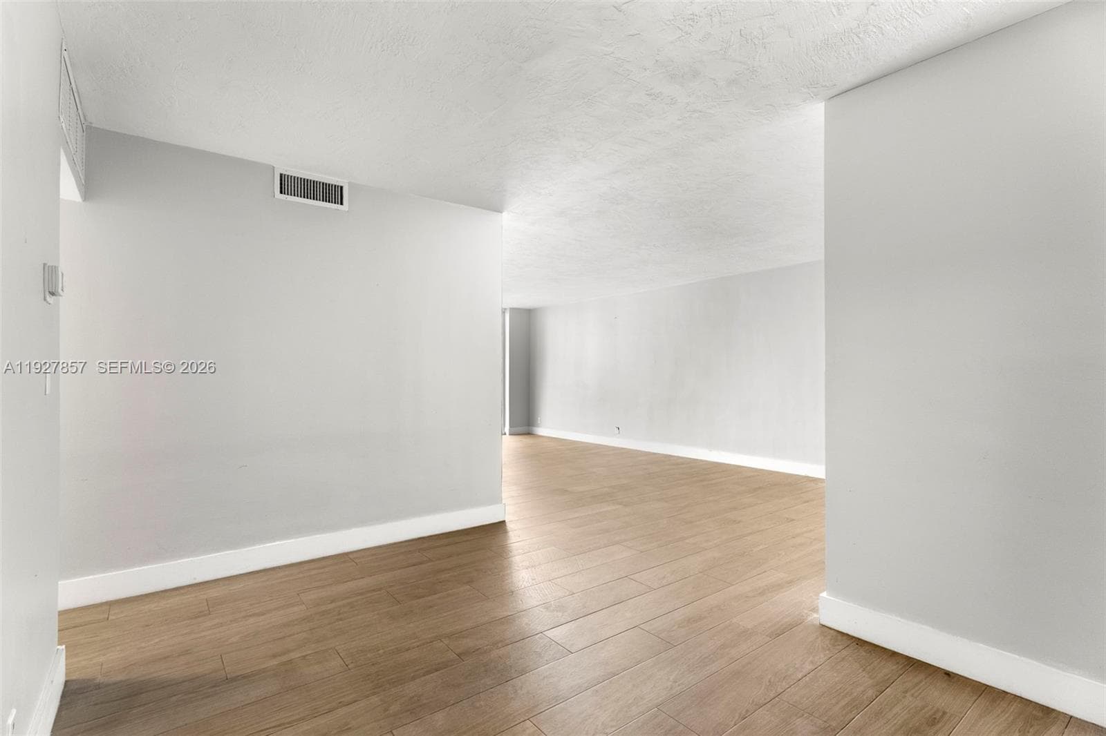 3001 Ocean Dr 1145 photo 13