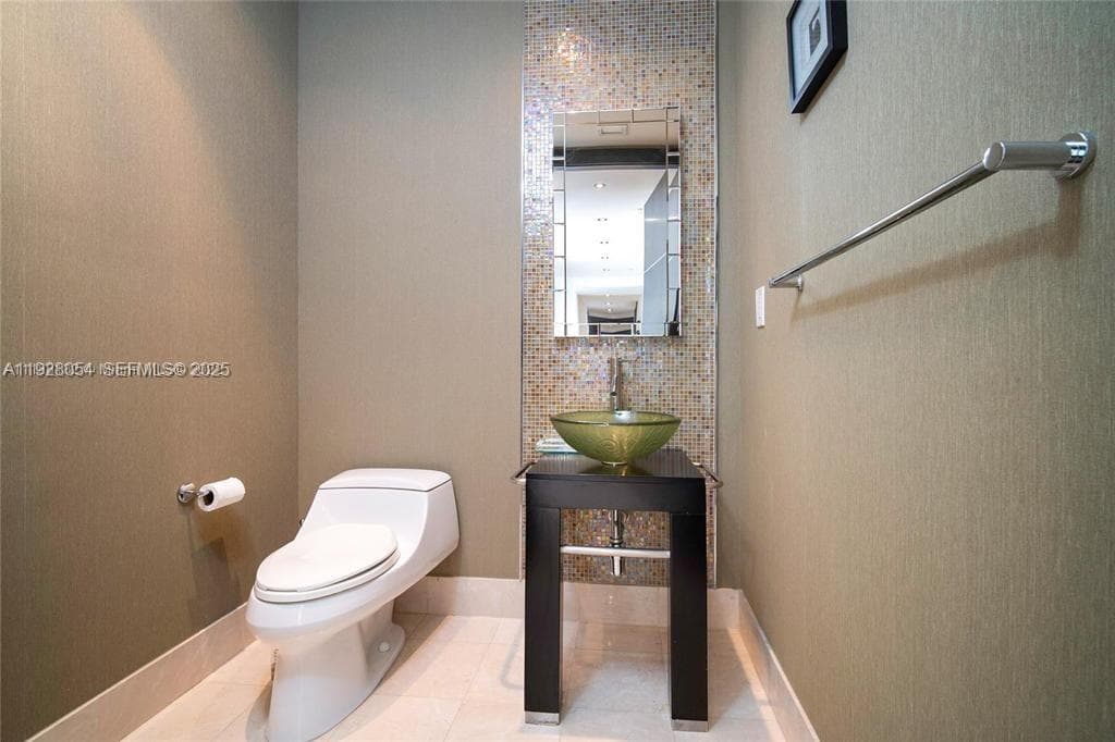 18101 Collins Ave 1101 photo 6