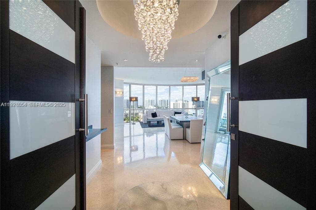 18101 Collins Ave 1