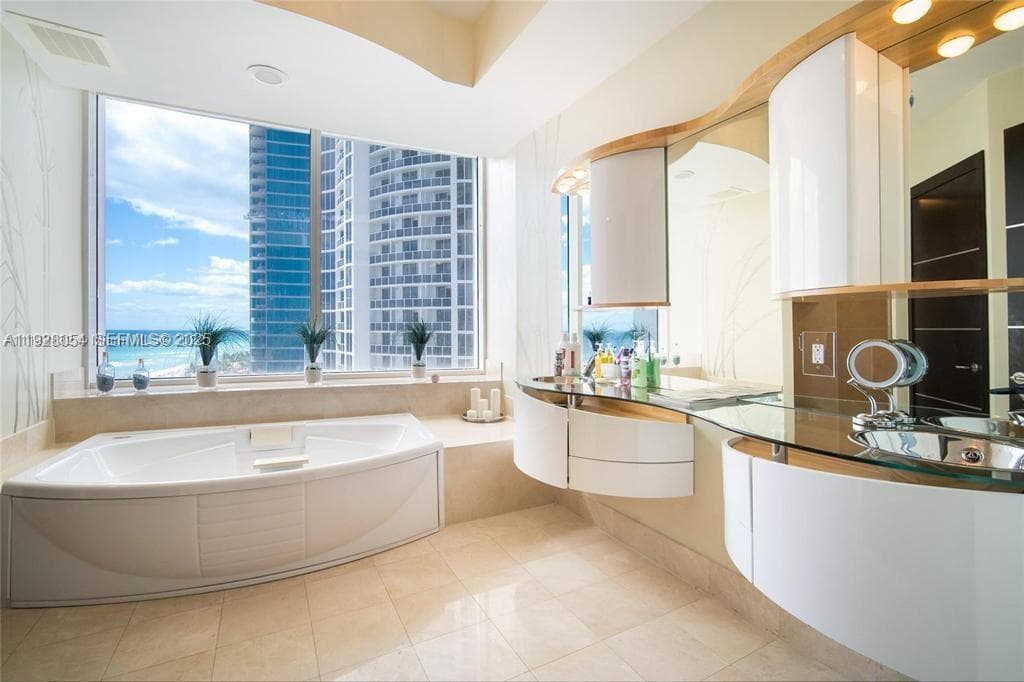 18101 Collins Ave 1101 photo 9