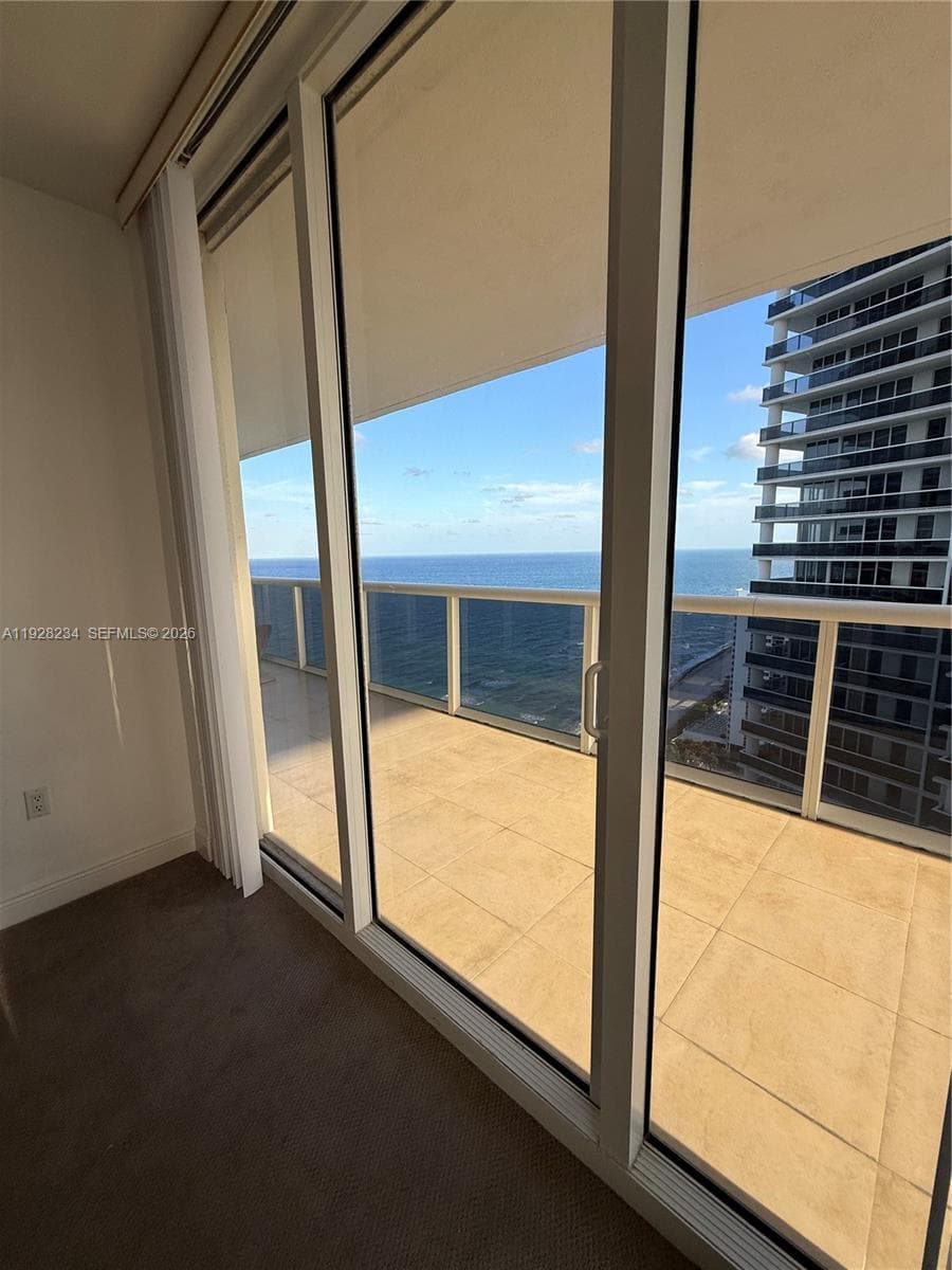 1830 S Ocean Dr 3006 photo 24
