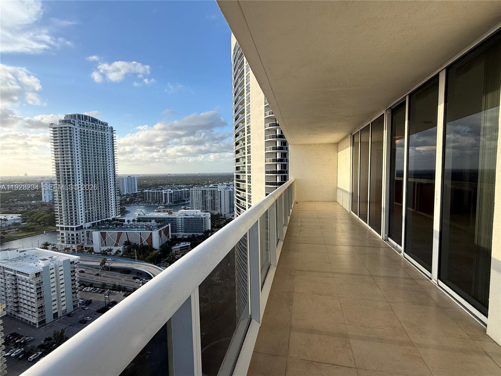 1830 Ocean Dr 4
