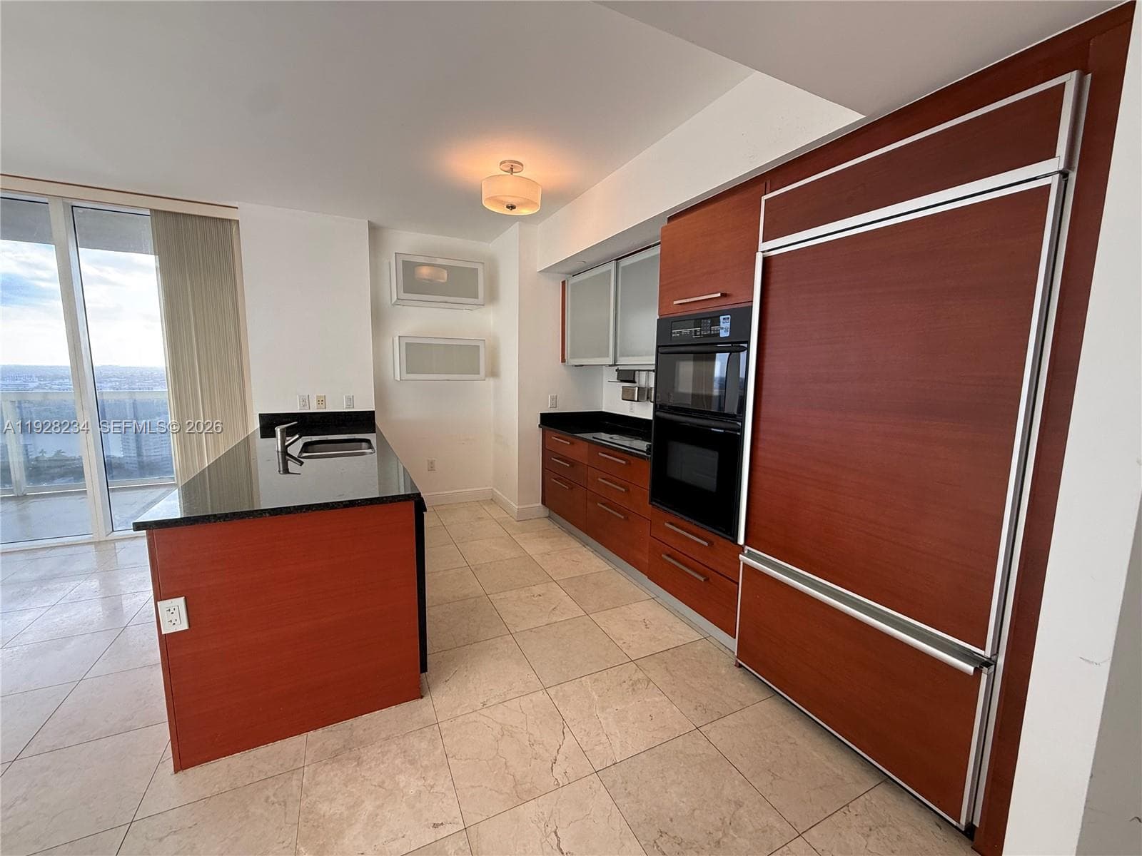 1830 Ocean Dr 3006 photo 8