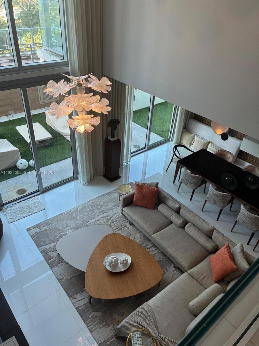 300 Sunny Isles Blvd 5
