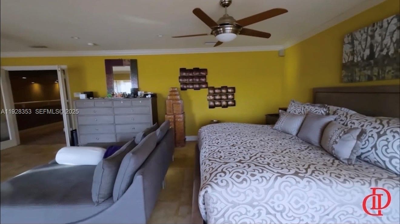 1500 Treasure Dr photo 11