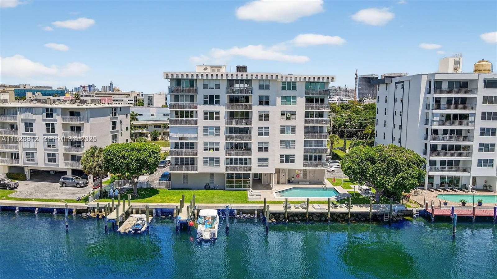 9250 W Bay Harbor Dr 5D photo 3