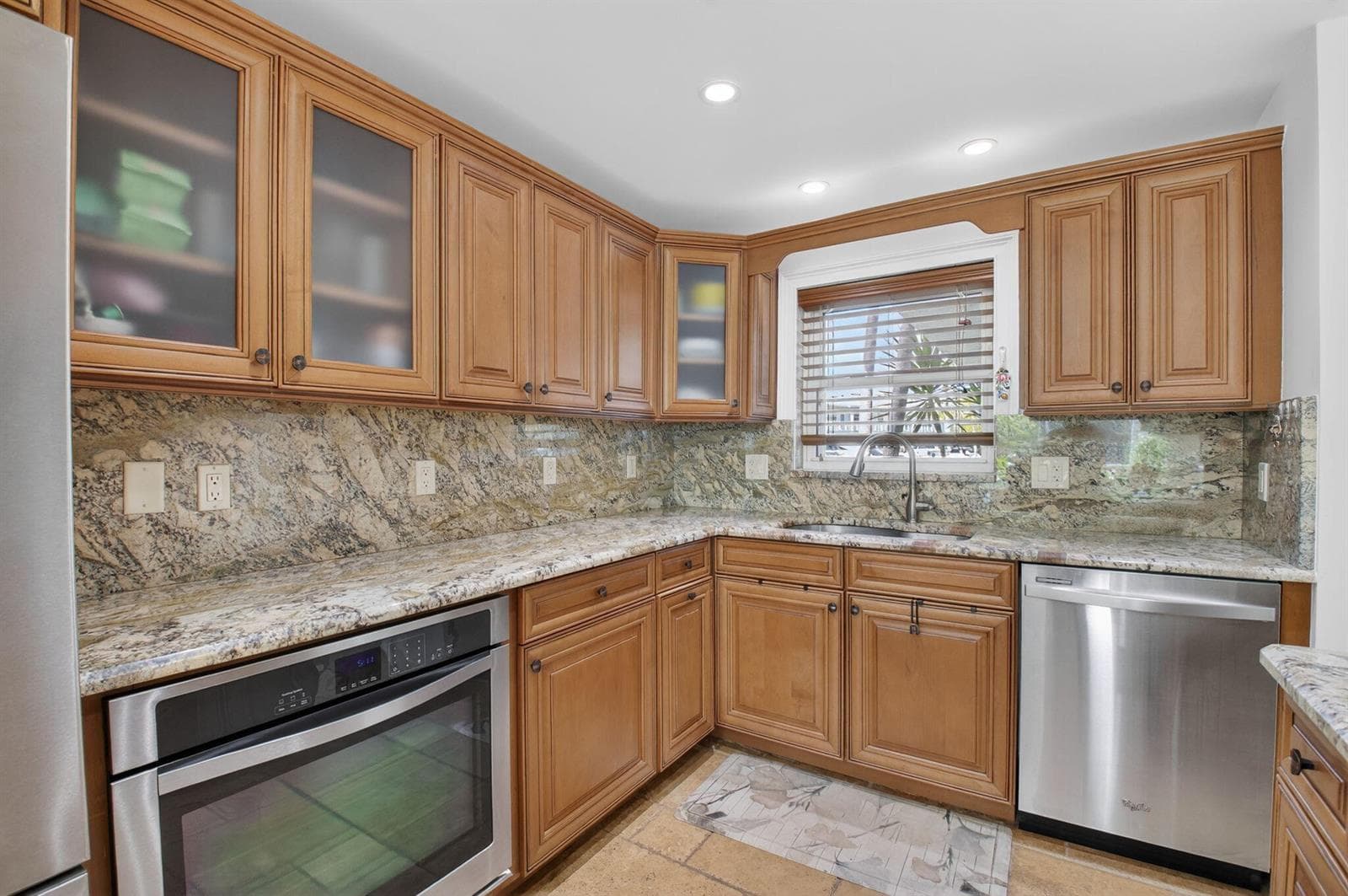711 NE Harbour Terrace #3120 5