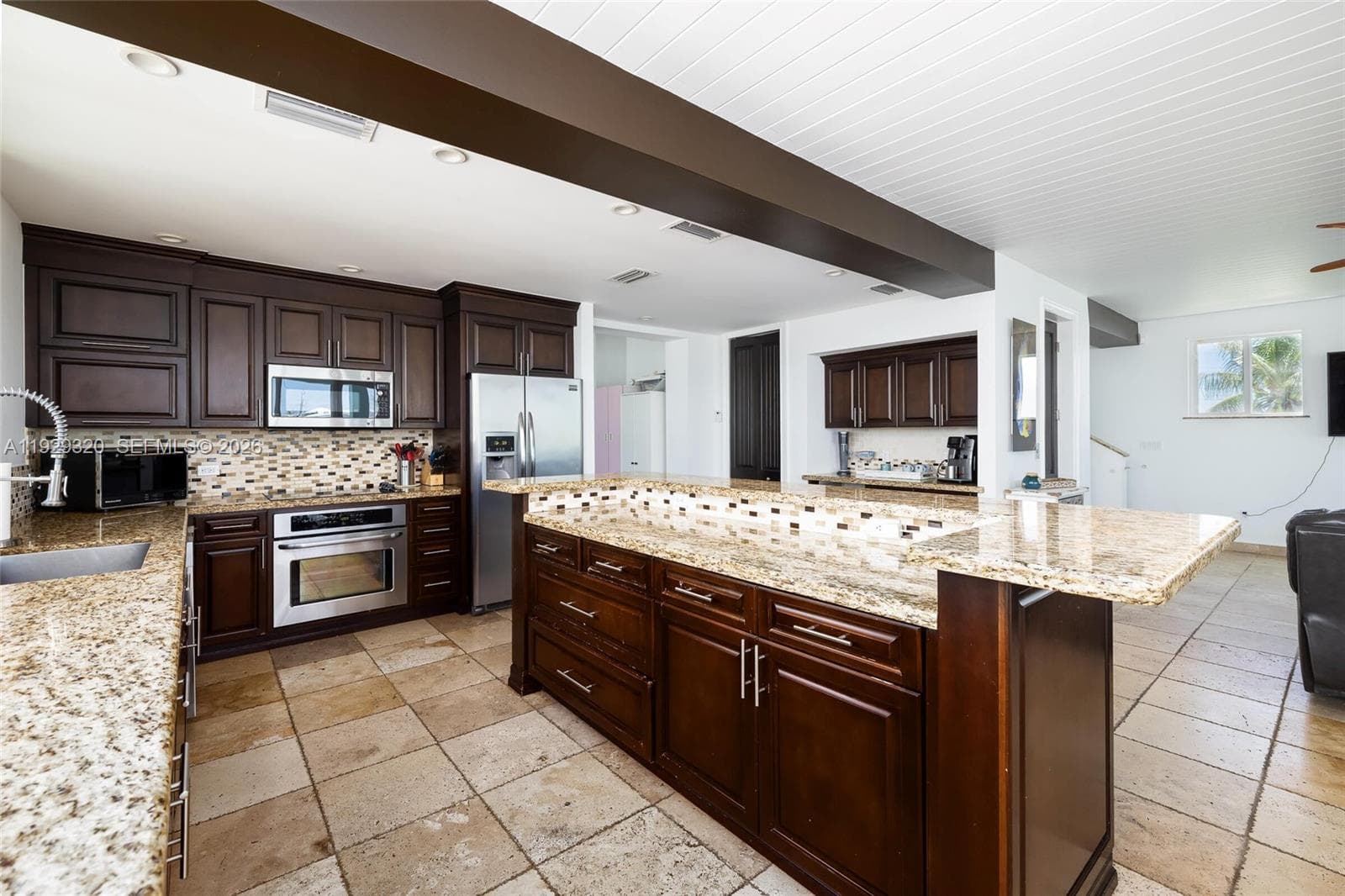 107 Hilson Ct 5