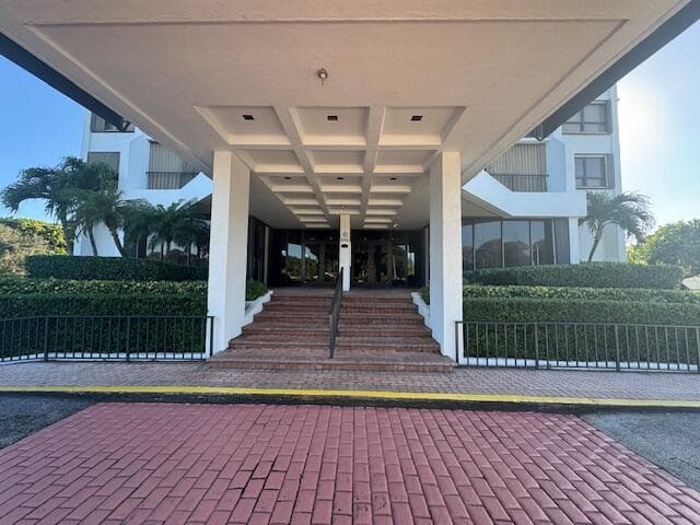 5600 N Flagler Drive #401 3