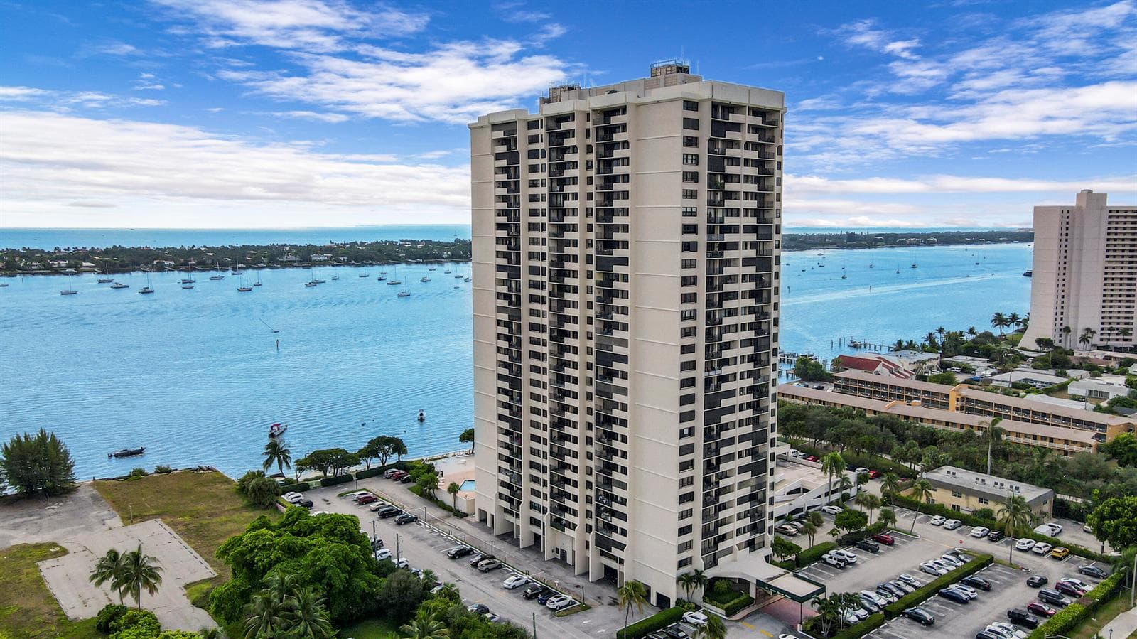 5600 N Flagler Drive #401 1