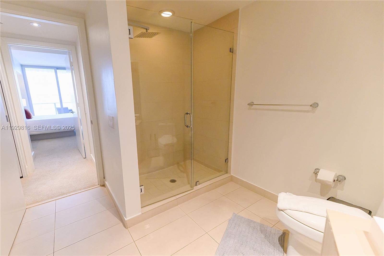 4111 Ocean Dr 1710 photo 23