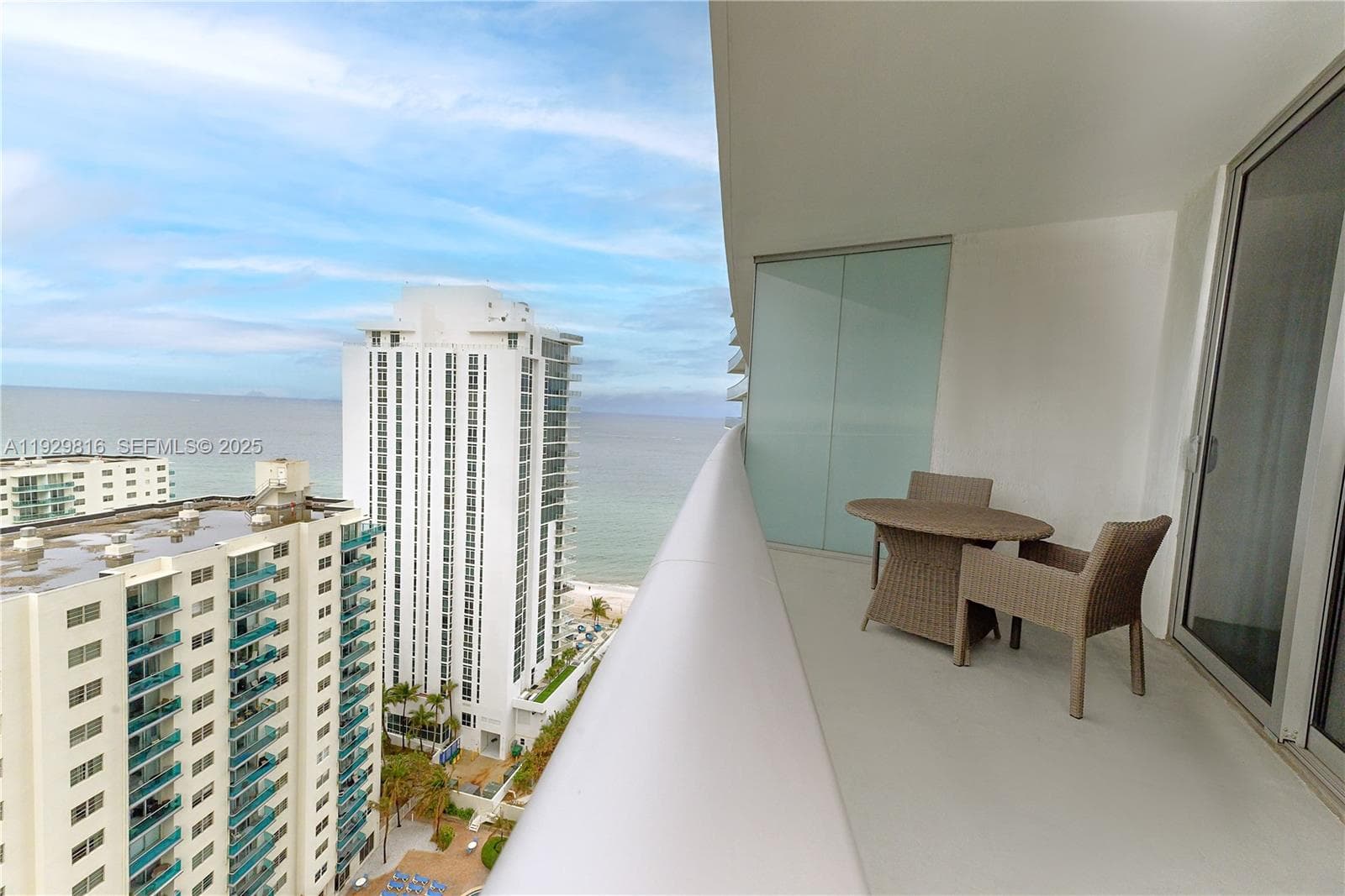4111 Ocean Dr 1710 photo 8