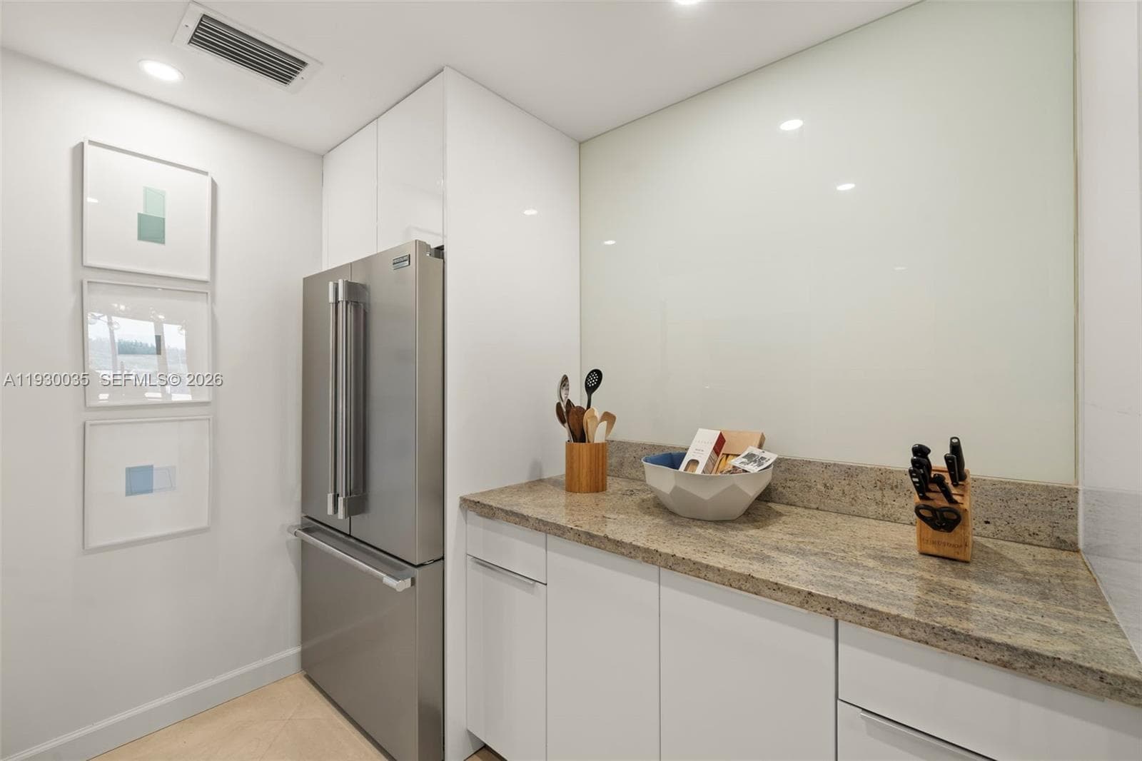 2245 Fisher Island Dr 3405 photo 21