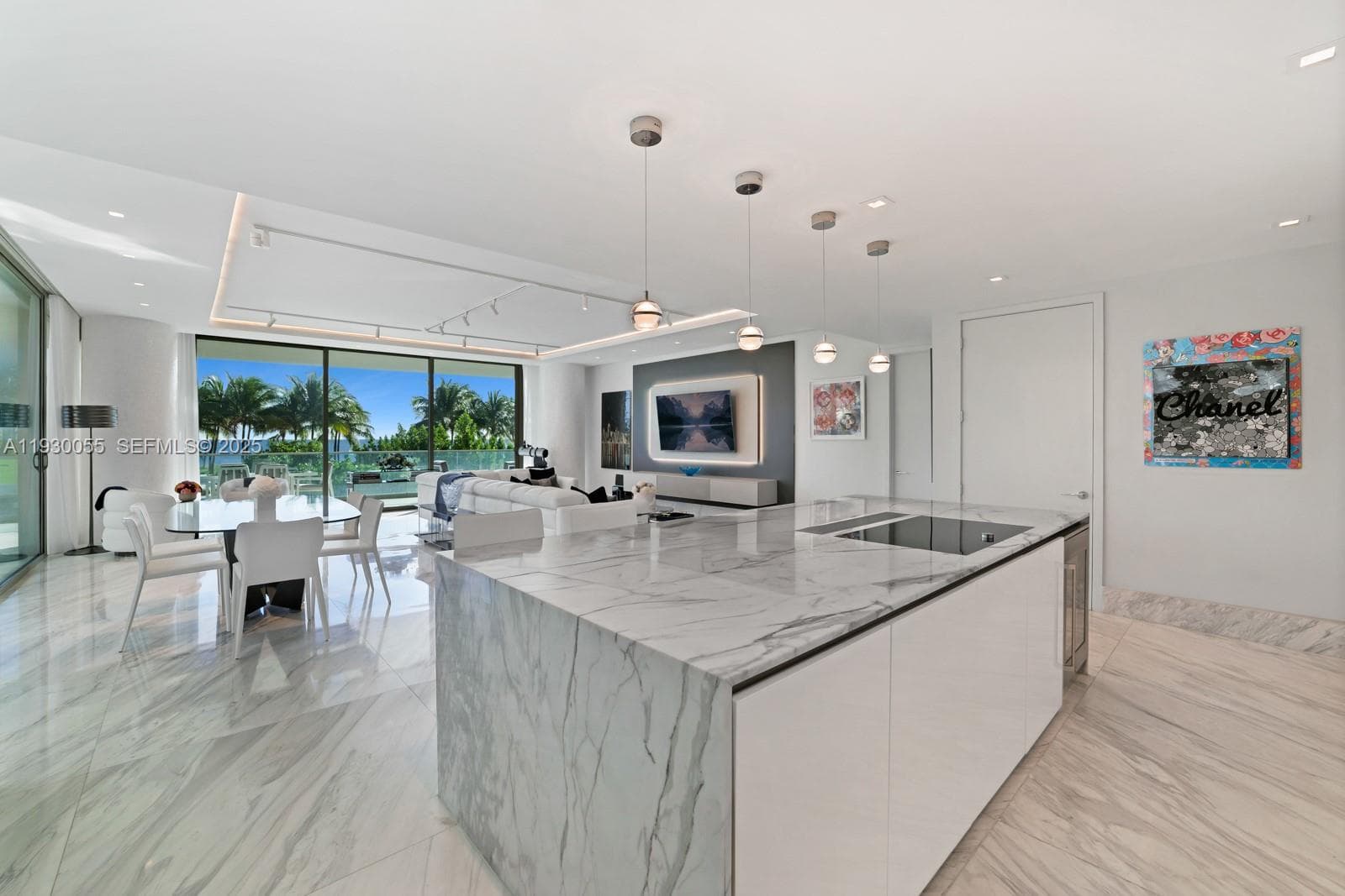 10203 Collins Ave 201 photo 6