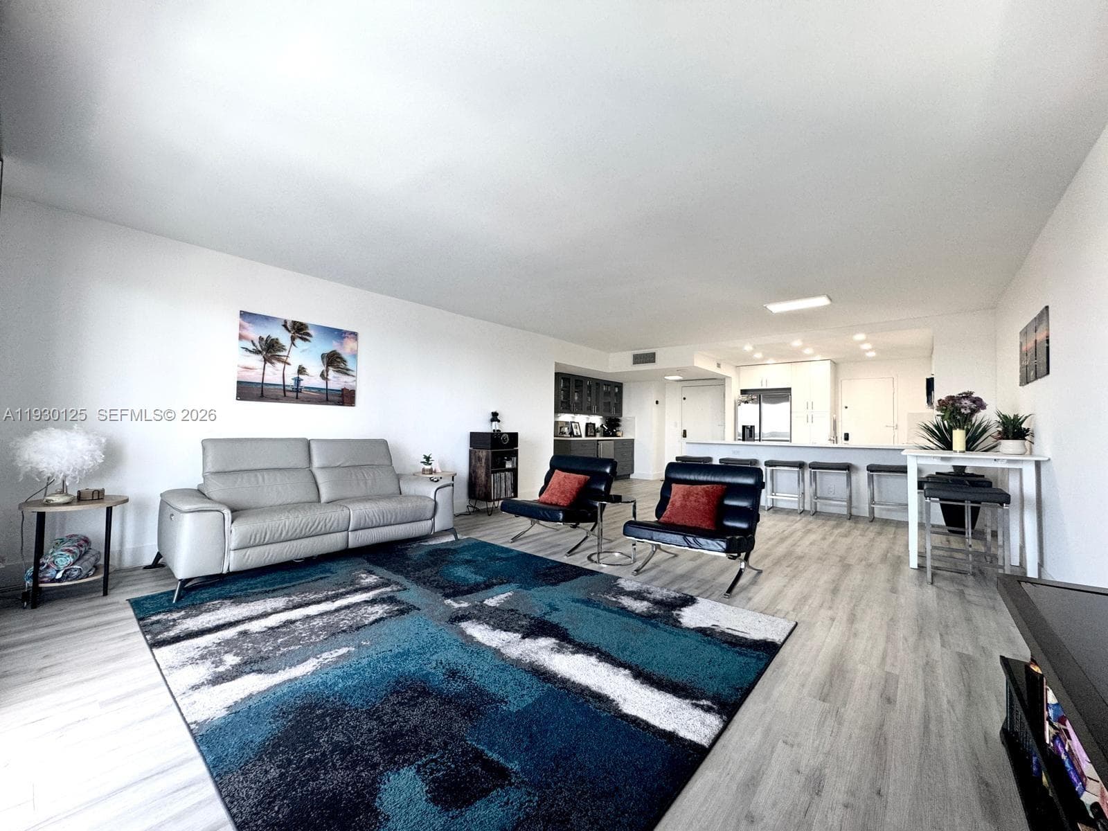 3800 Ocean Dr 4