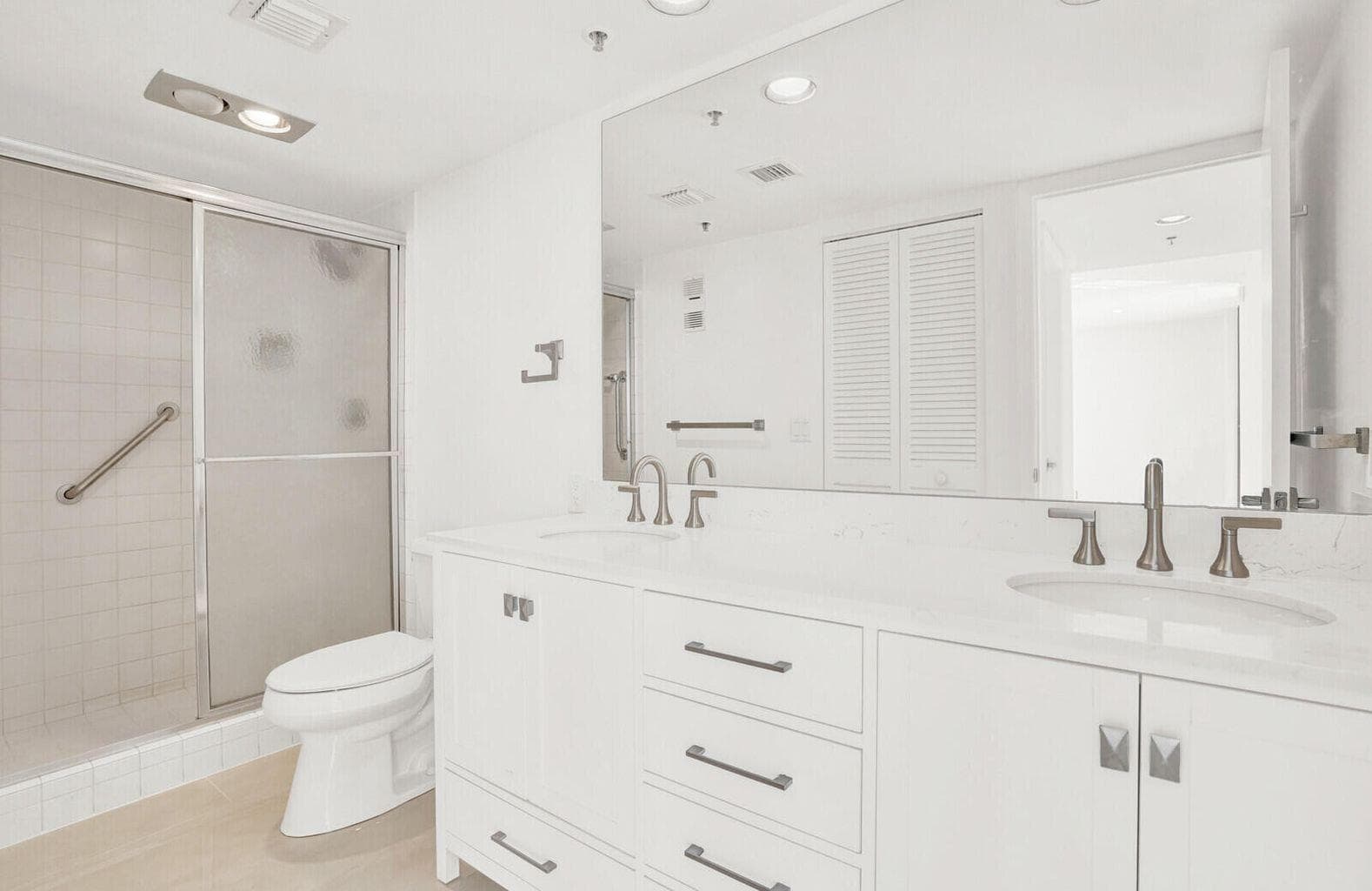 2697 N Ocean Boulevard F-604 photo 24