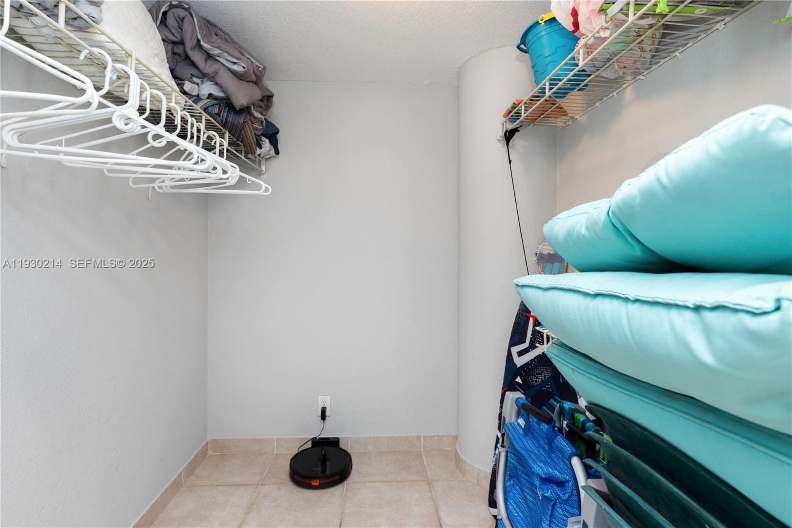 3725 S Ocean Dr 1421 photo 24