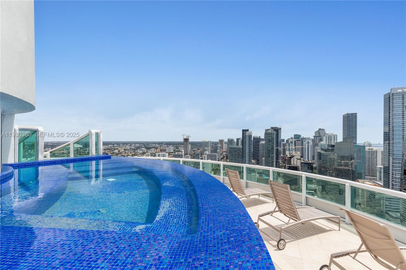 1643 Brickell Ave PH 4901 + Dock photo 11