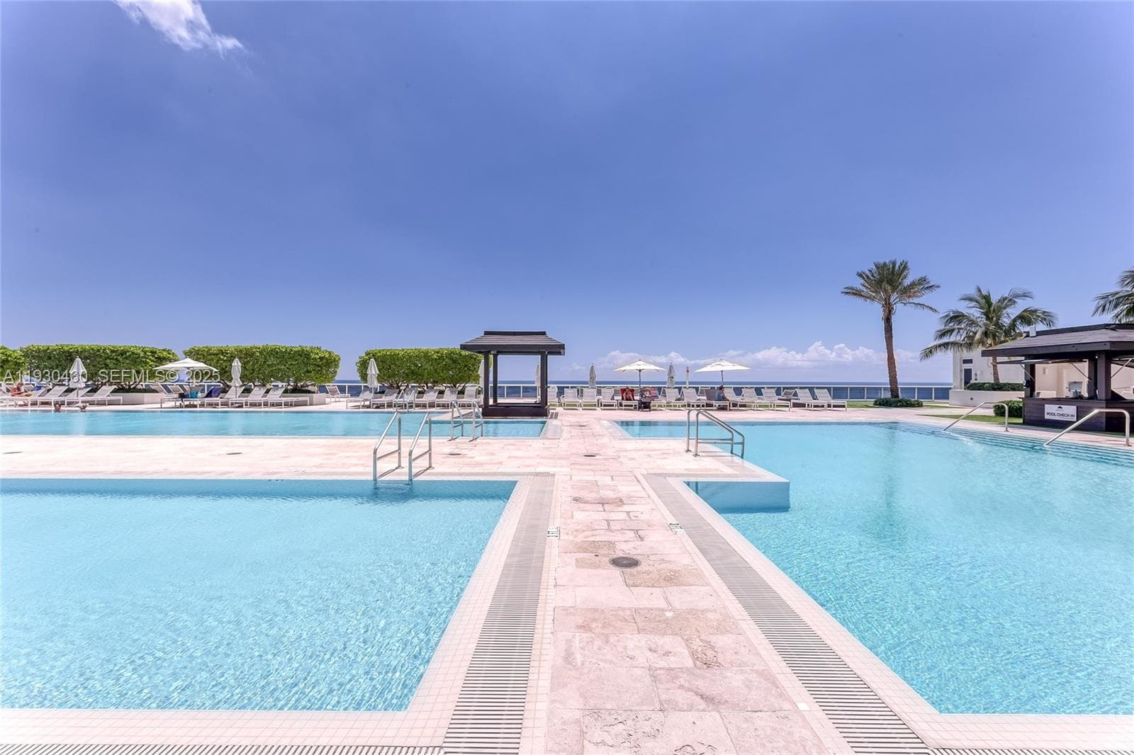 1830 OCEAN DR 2