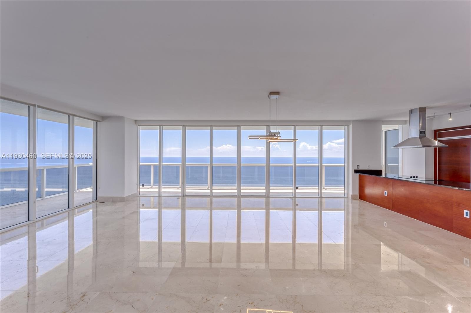 1830 OCEAN DR 4601 photo 9