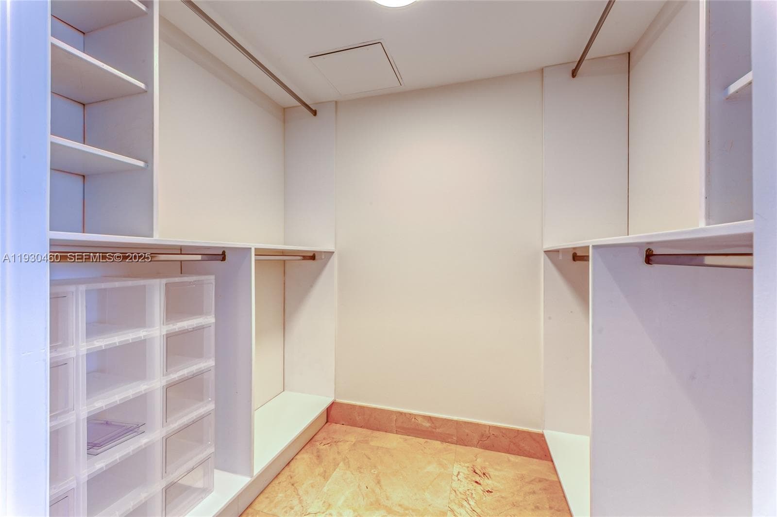 1830 OCEAN DR 4601 photo 19