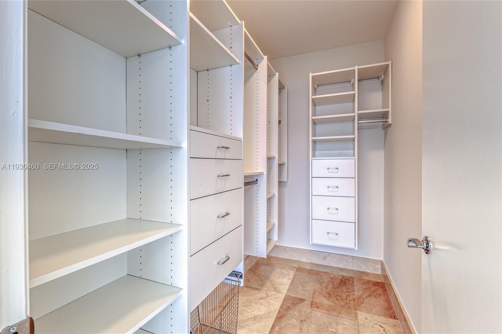 1830 OCEAN DR 4601 photo 25