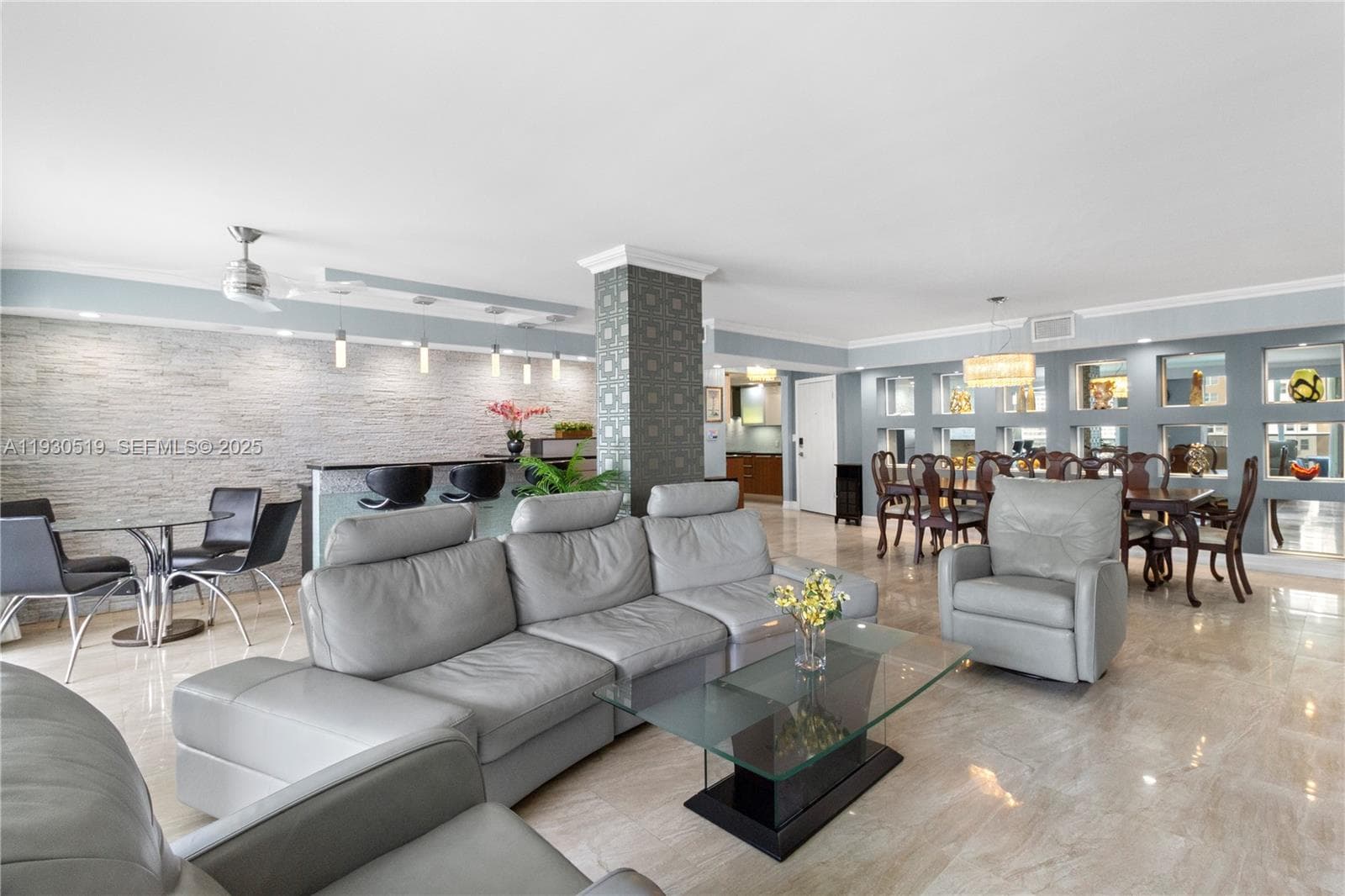 1880 Ocean Dr 1