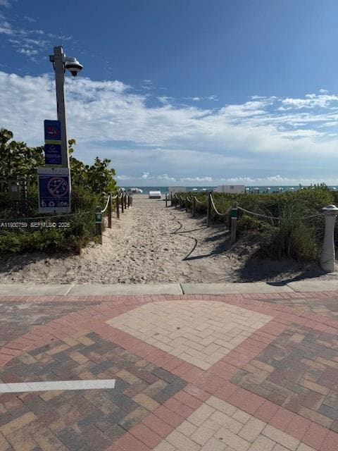 465 Ocean Dr 507 photo 18