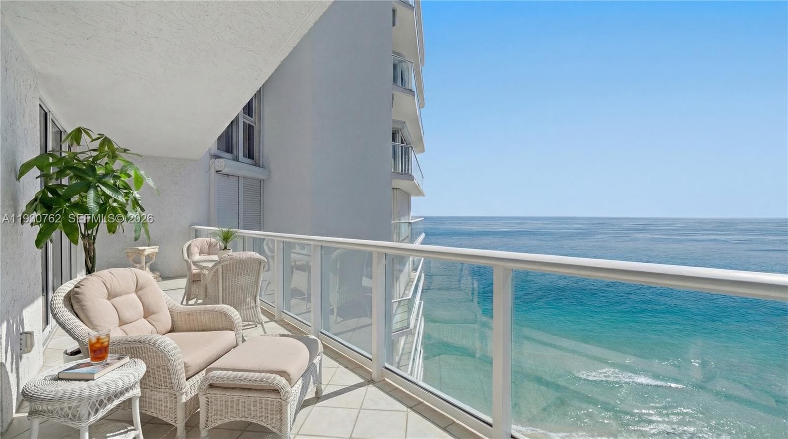16445 Collins Ave 2722 photo 2