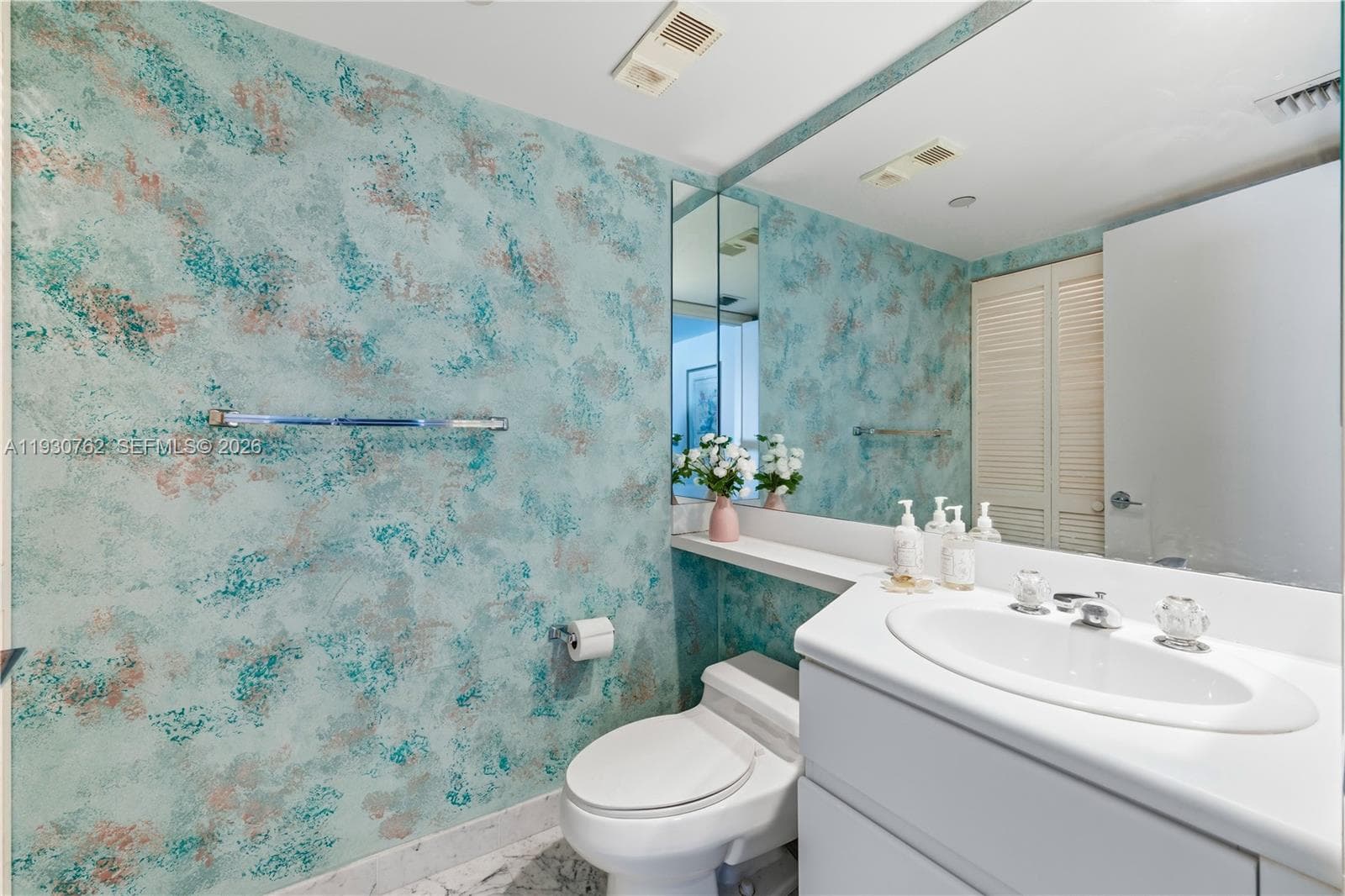 16445 Collins Ave 2722 photo 14