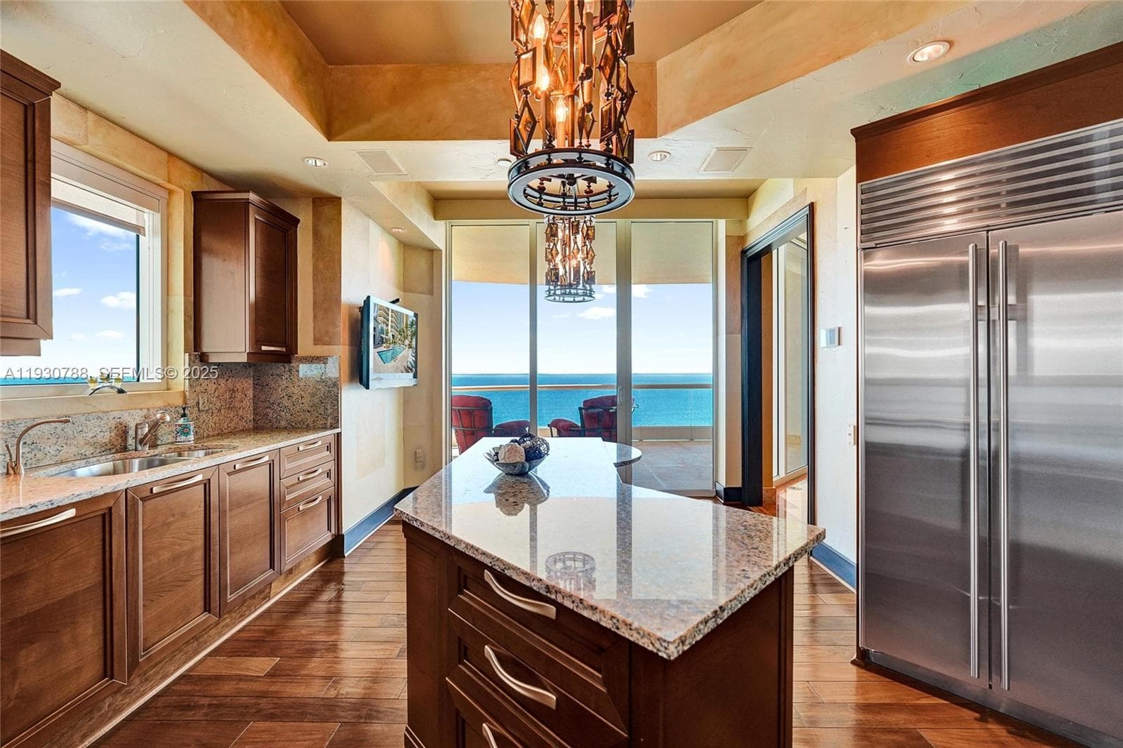 16047 Collins Ave 5
