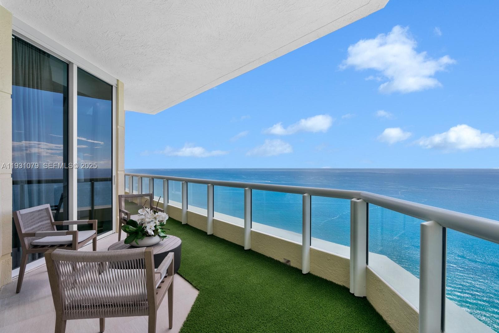 17875 Collins Ave 3